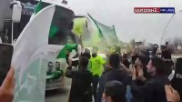 بدرقه آلومینیومی‌ها توسط هواداران پرشور اراکی