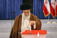 حضور رهبر انقلاب پای صندوق رای